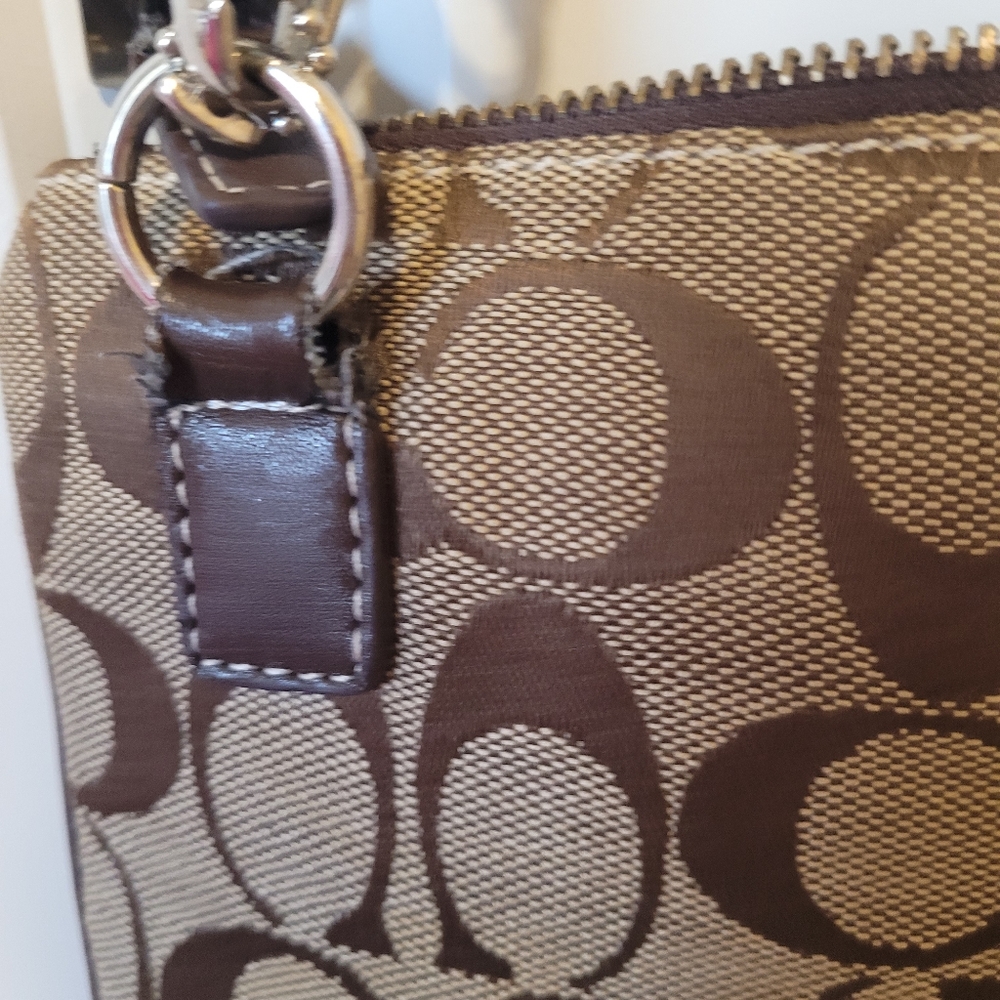 Coach purse - Picture 13 of 15
